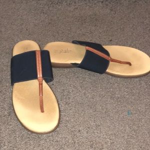 Women’s sandals